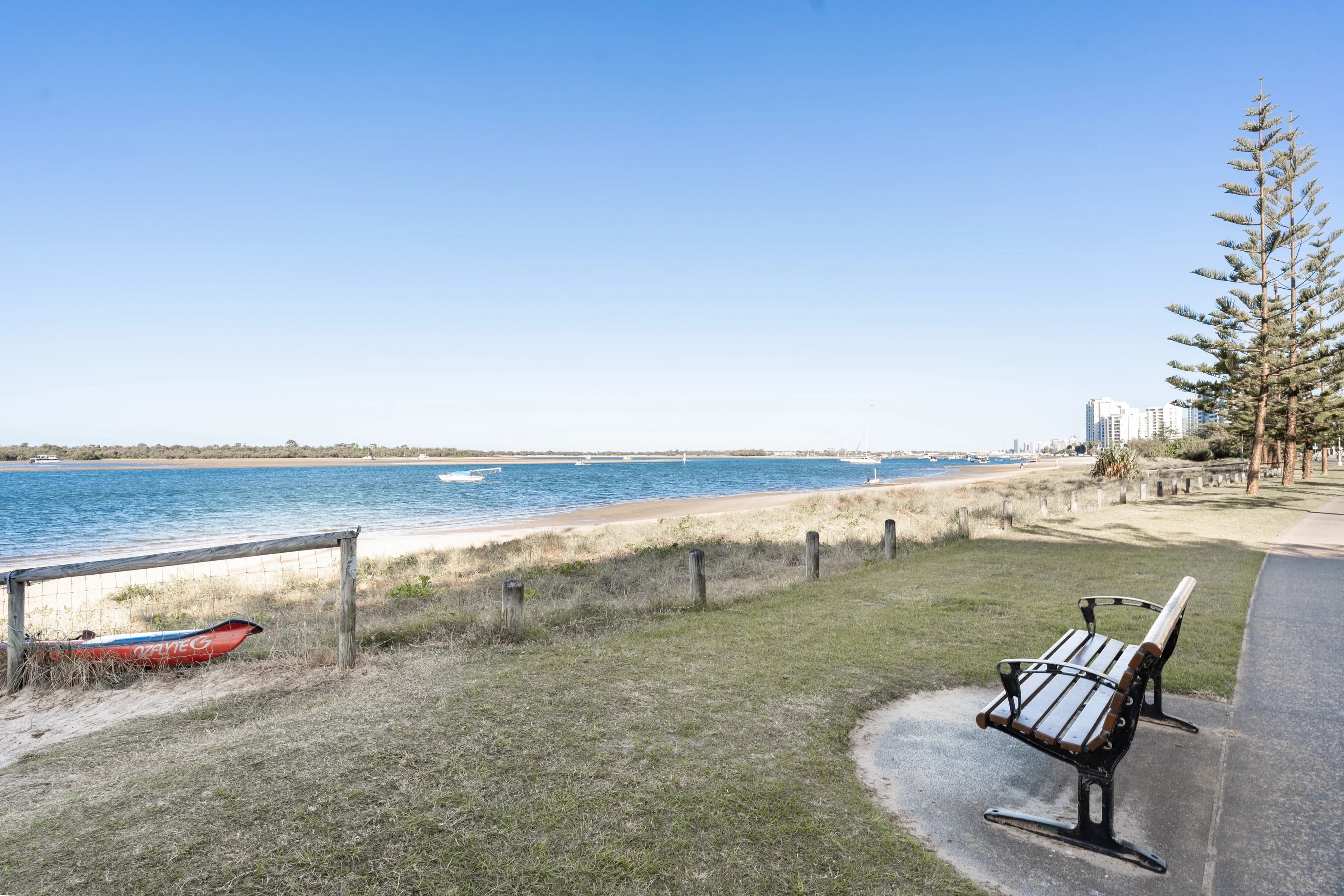 Panoramic 3BD Penthouse, Views + Rooftop Terrace - Image 6