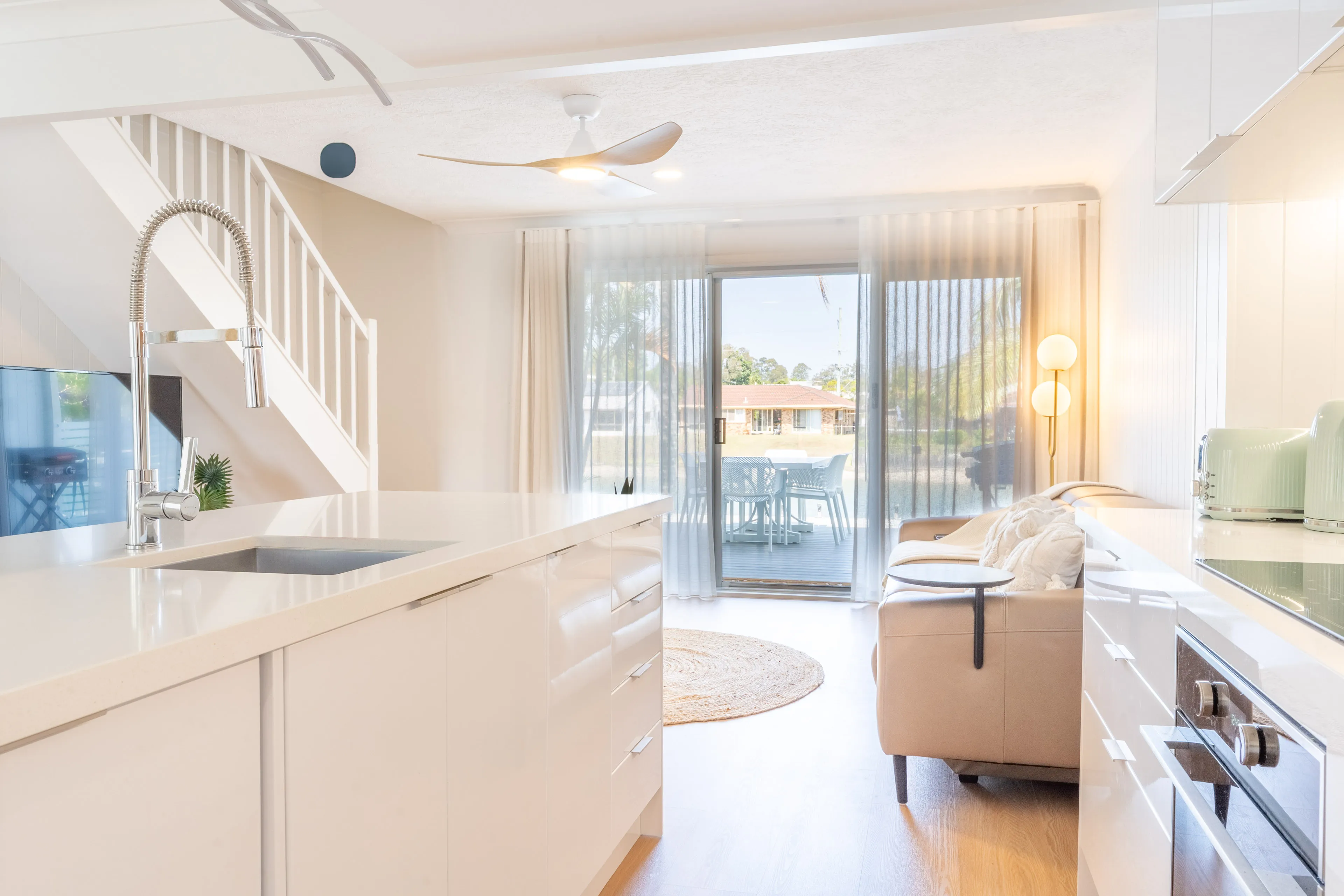 Ultimate Waterfront Bliss! 3BD Tropical Escape - Image 4