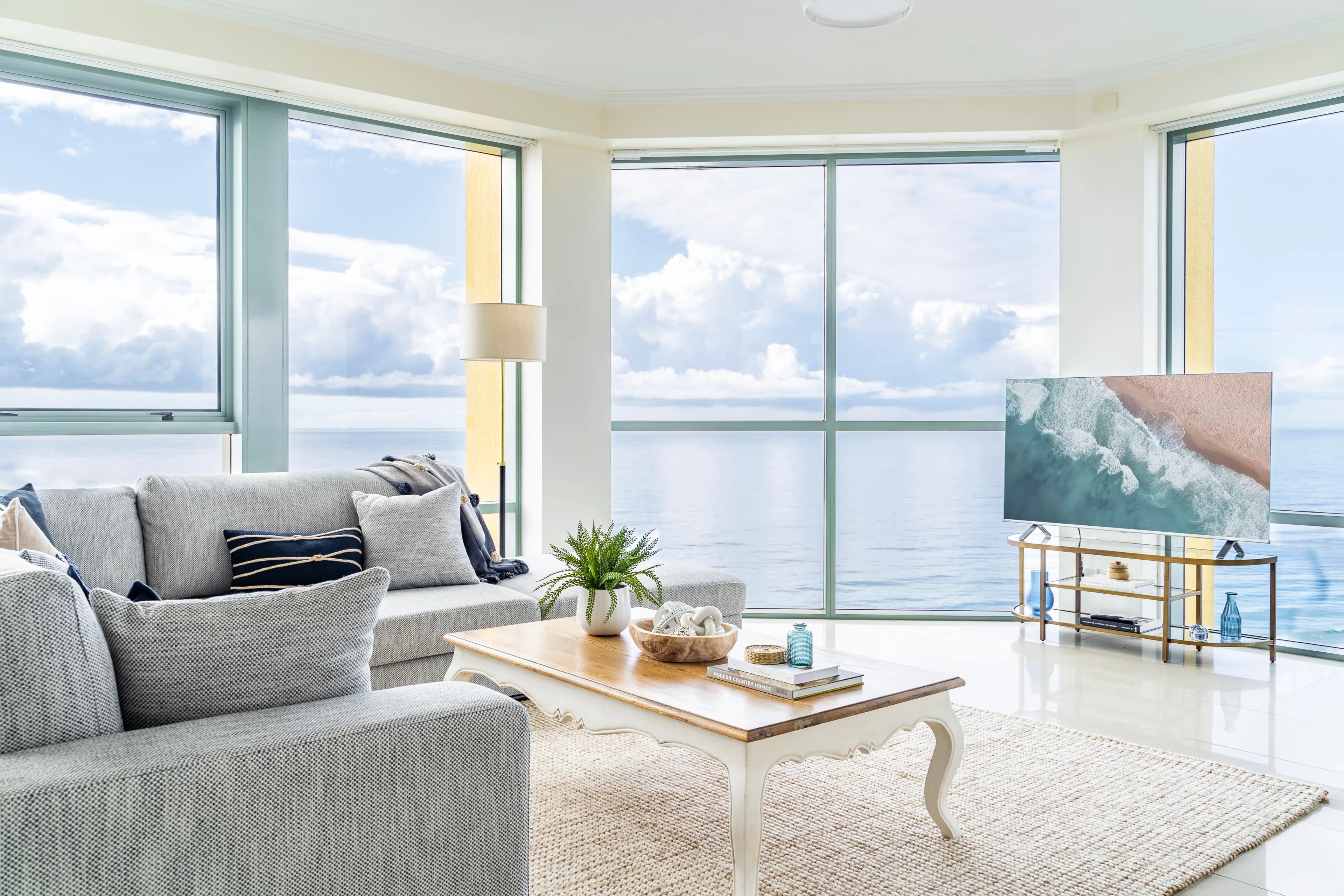 Panoramic Ocean Views + Fantastic Facilities - Image 2